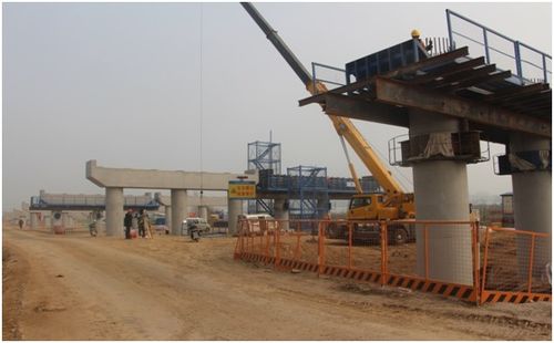 河南省普通公路水路建設項目拼搶開門紅 全力推進工程施工